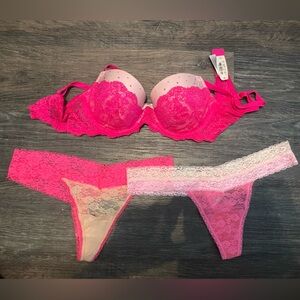 Victoria’s Secret Dream Angels Lace Bra and Pink Thongs 34C & M